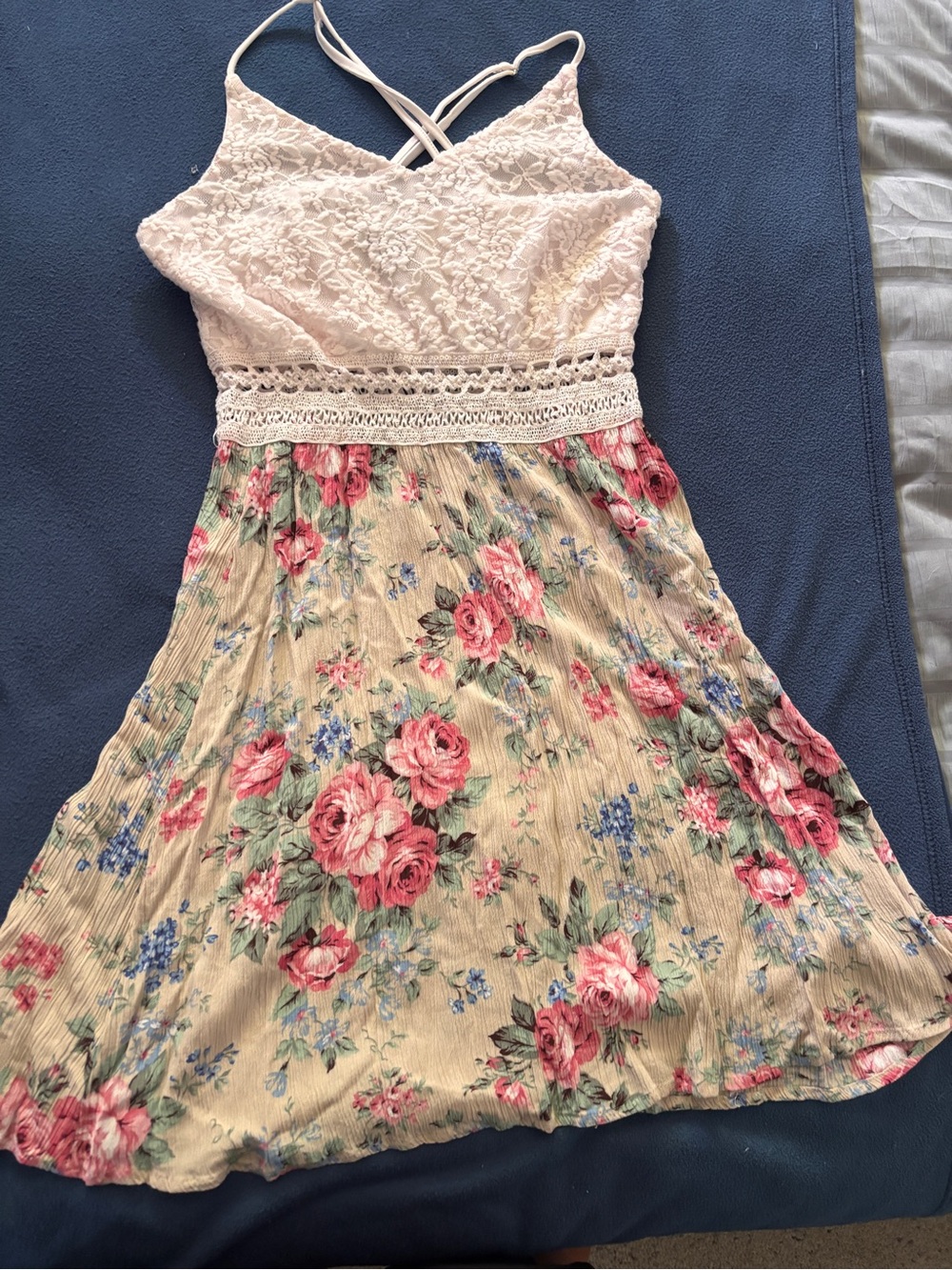 Streetwear Society Pink Lace Bodice Floral Sundress